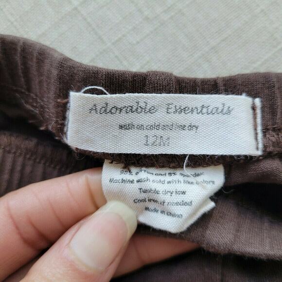 Adorable Essentials Brown Ruffle Leggings - Picture 2 of 3